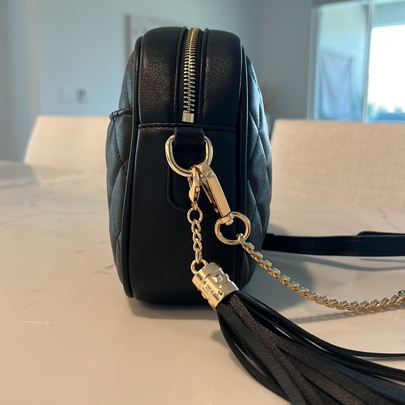 Lola Mae black quilted crossbody / shoulder bag - Picture 4 of 11